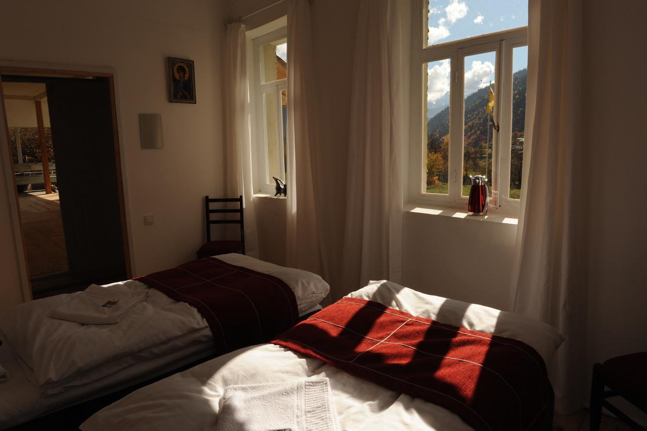 Grand Hotel Ushba Mazeri Værelse billede